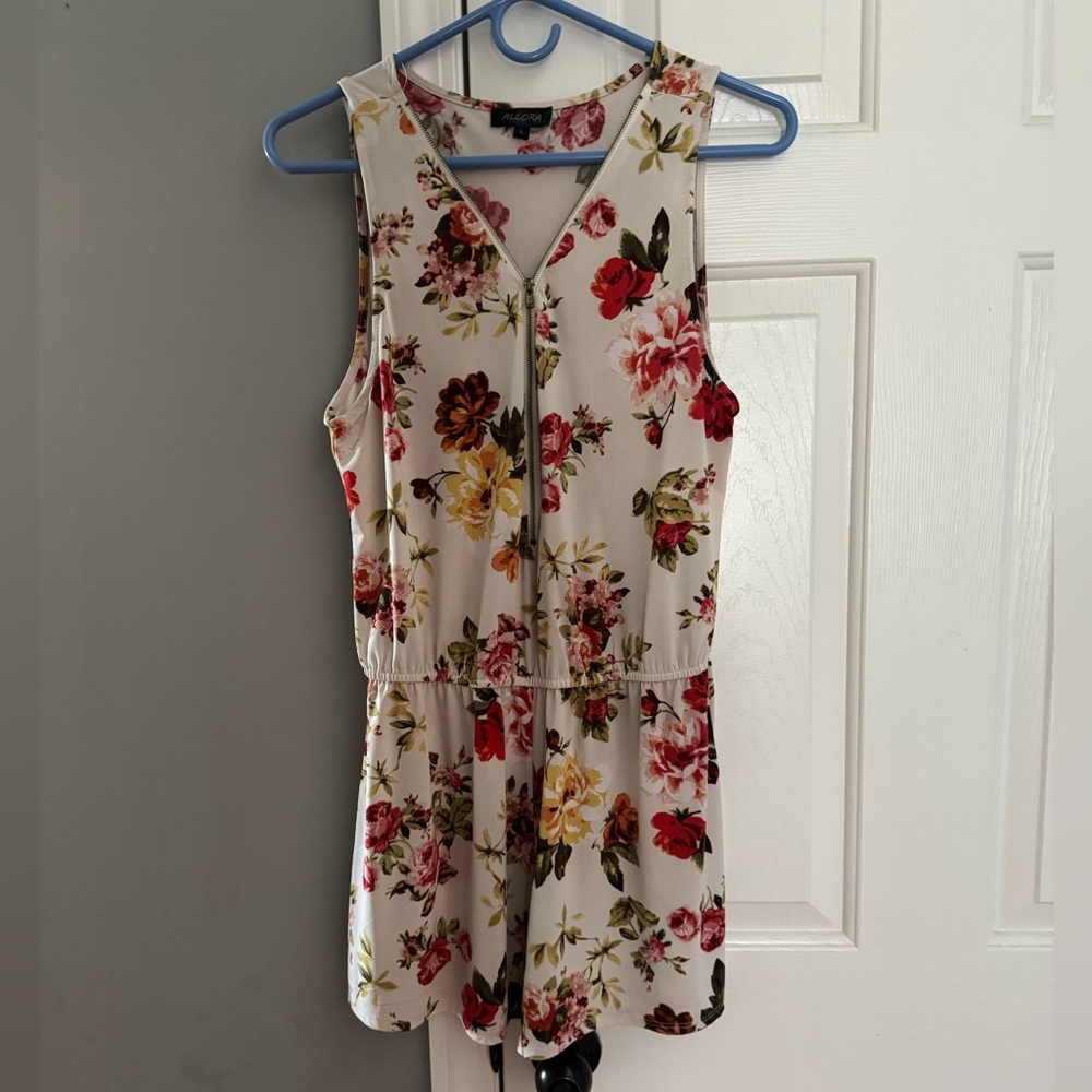Floral Sleeveless Romper